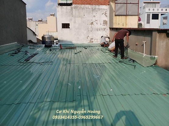 Thợ chống dột mái tôn tại TPHCM